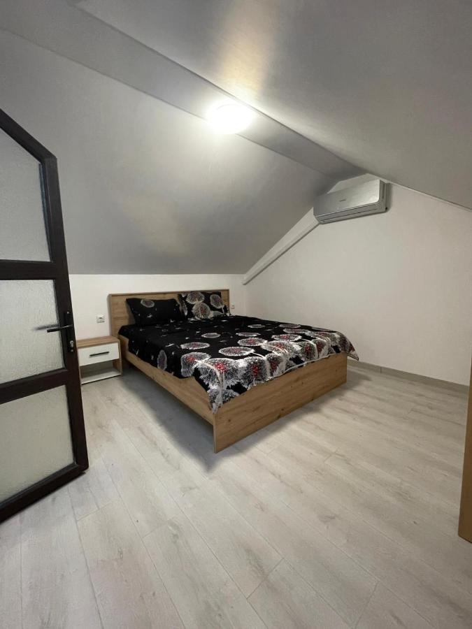 Apartamento Casa Dan Buzău Exterior foto